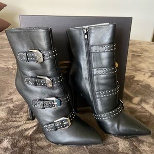 BeBe Isabella Leather Bootie Sz 10